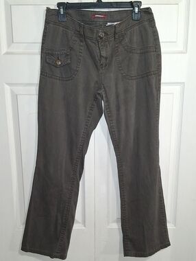 UNIONBAY Women's Straight-Leg Pants in Brown